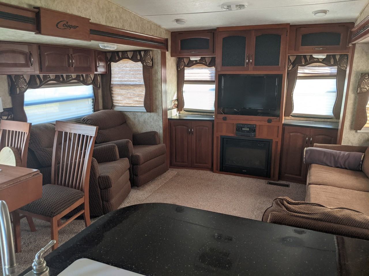 314 7th Av NE - Photo 2 of 31