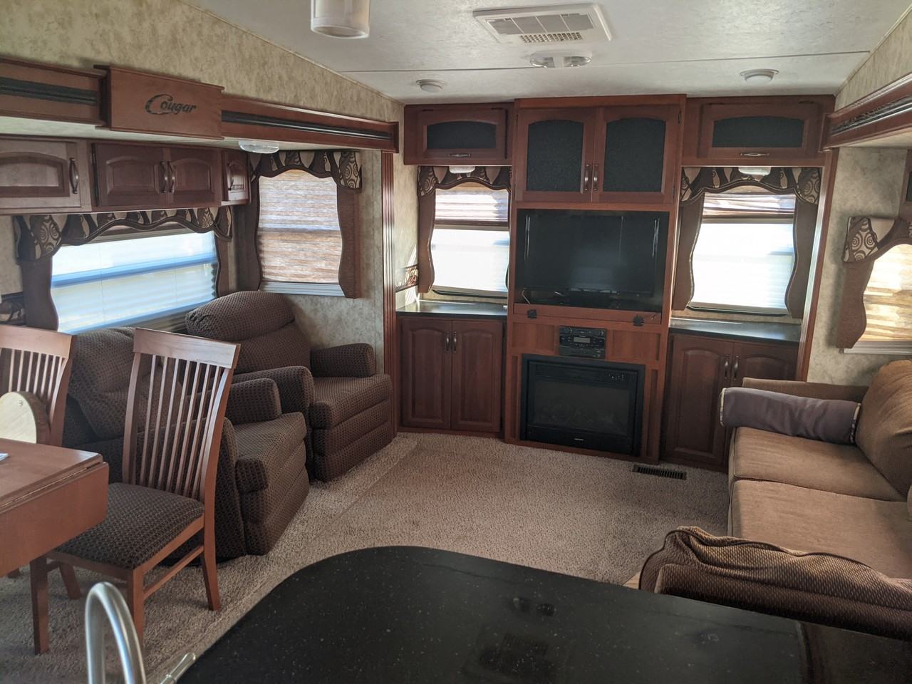 314 7th Av NE - Photo 3 of 31