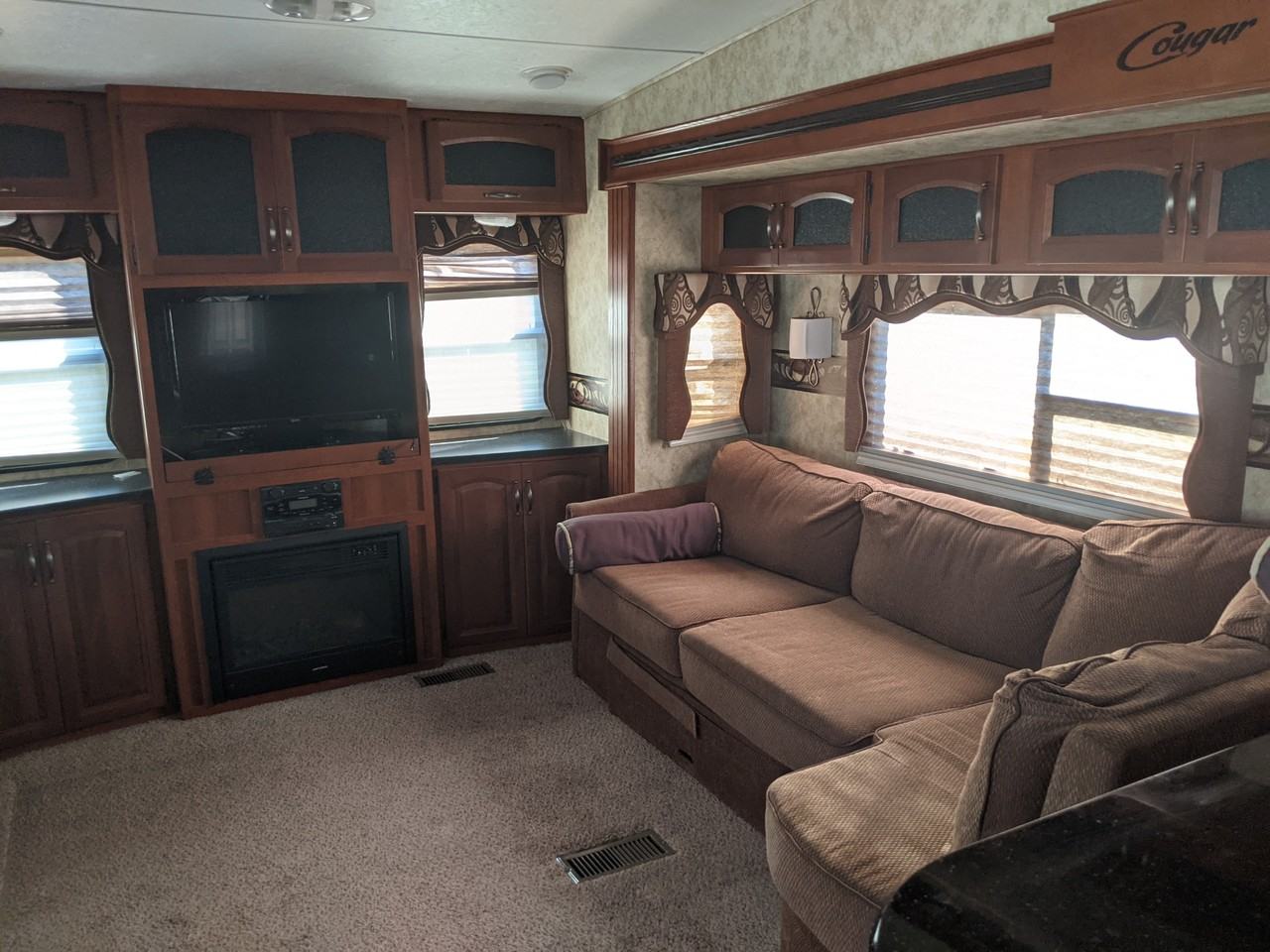 314 7th Av NE - Photo 4 of 31