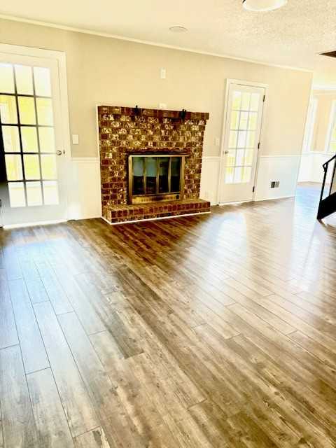 122 Old Chapin Rd #1 - Photo 3 of 38