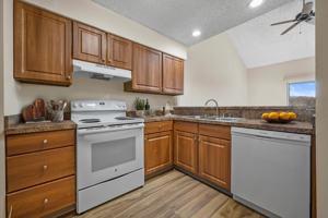 featured image of 580 580 & 590 Foxtail Drive
