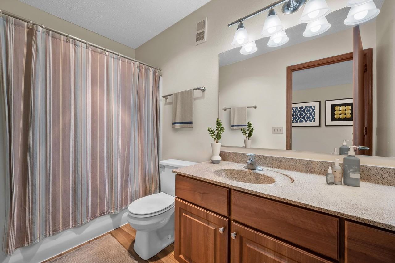 Foxtail Meadows Associates LLP - Photo 4 of 8