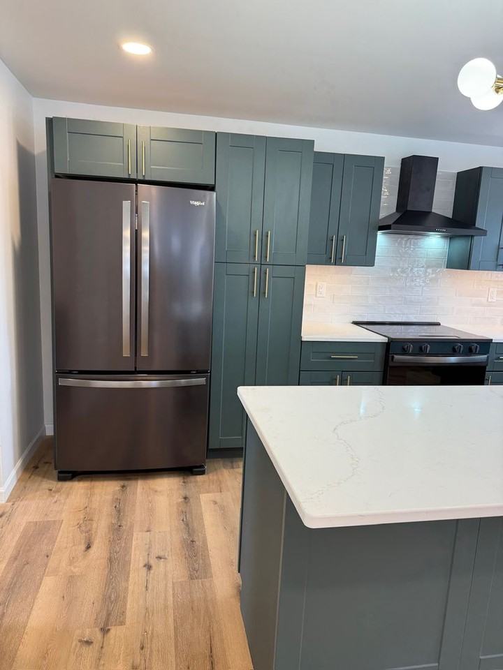 126 Franklin St W - Photo 6 of 25