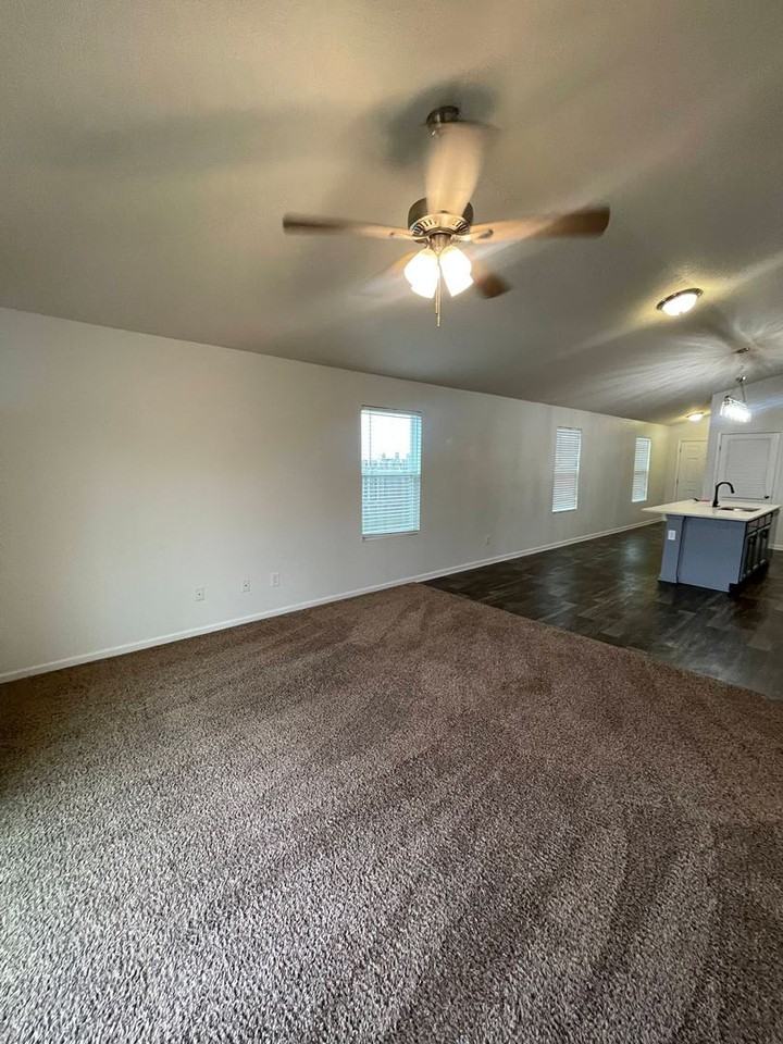 25 Fox Path - Photo 7 of 22