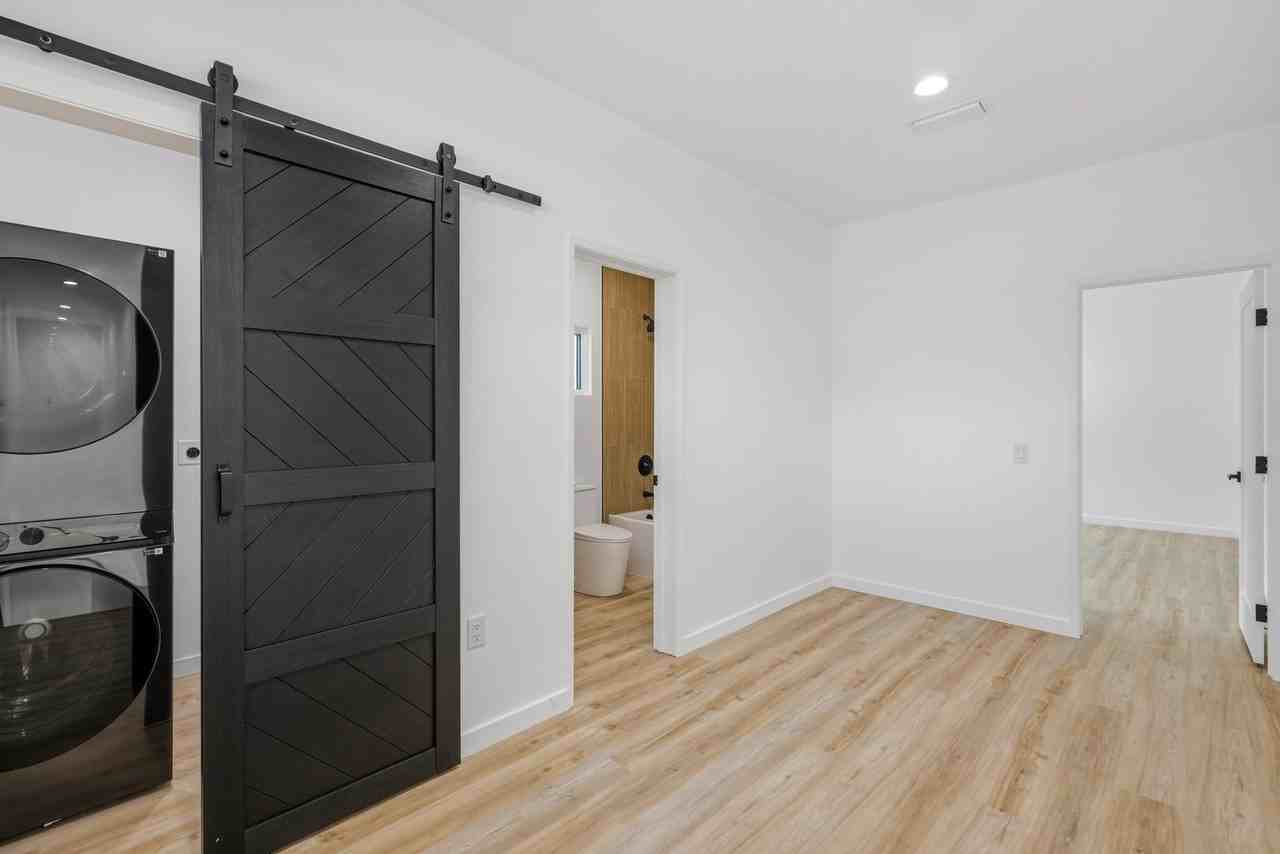 3684 Curlew St - Photo 6 of 6
