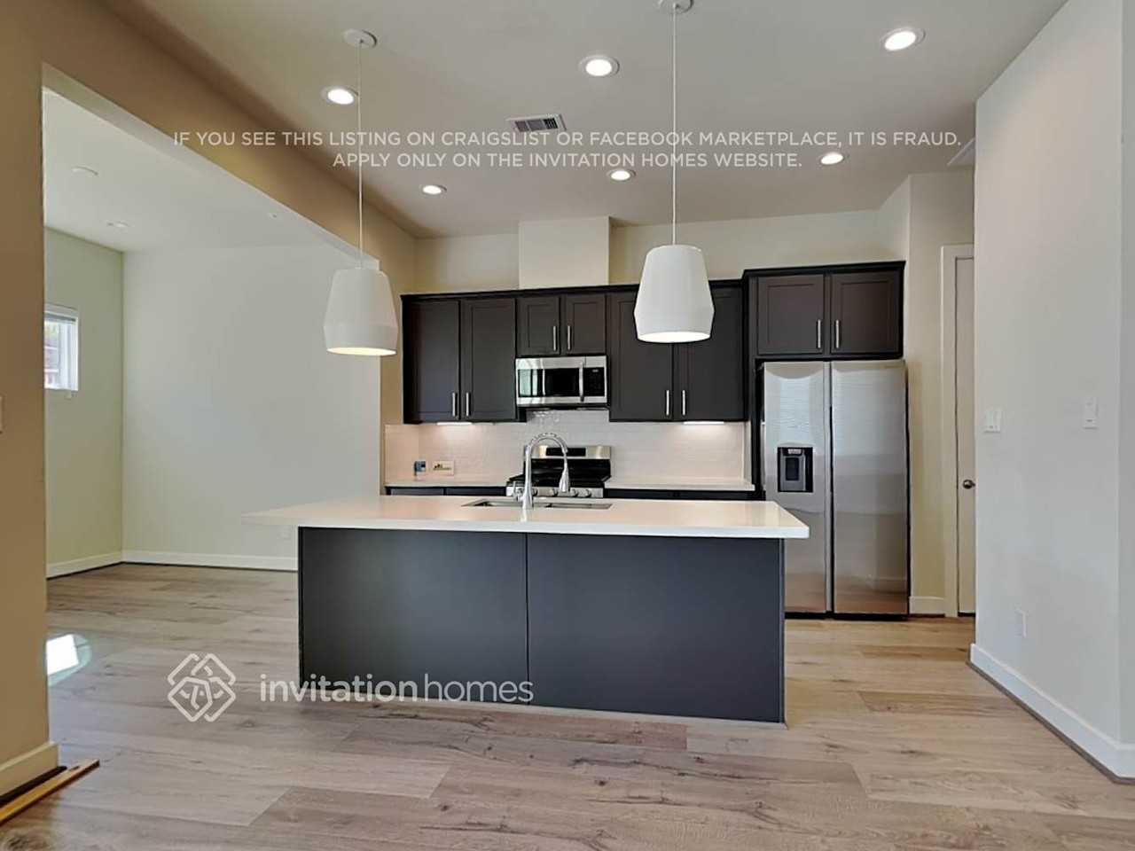 10450 Executive Lake Dr - Photo 7 of 19