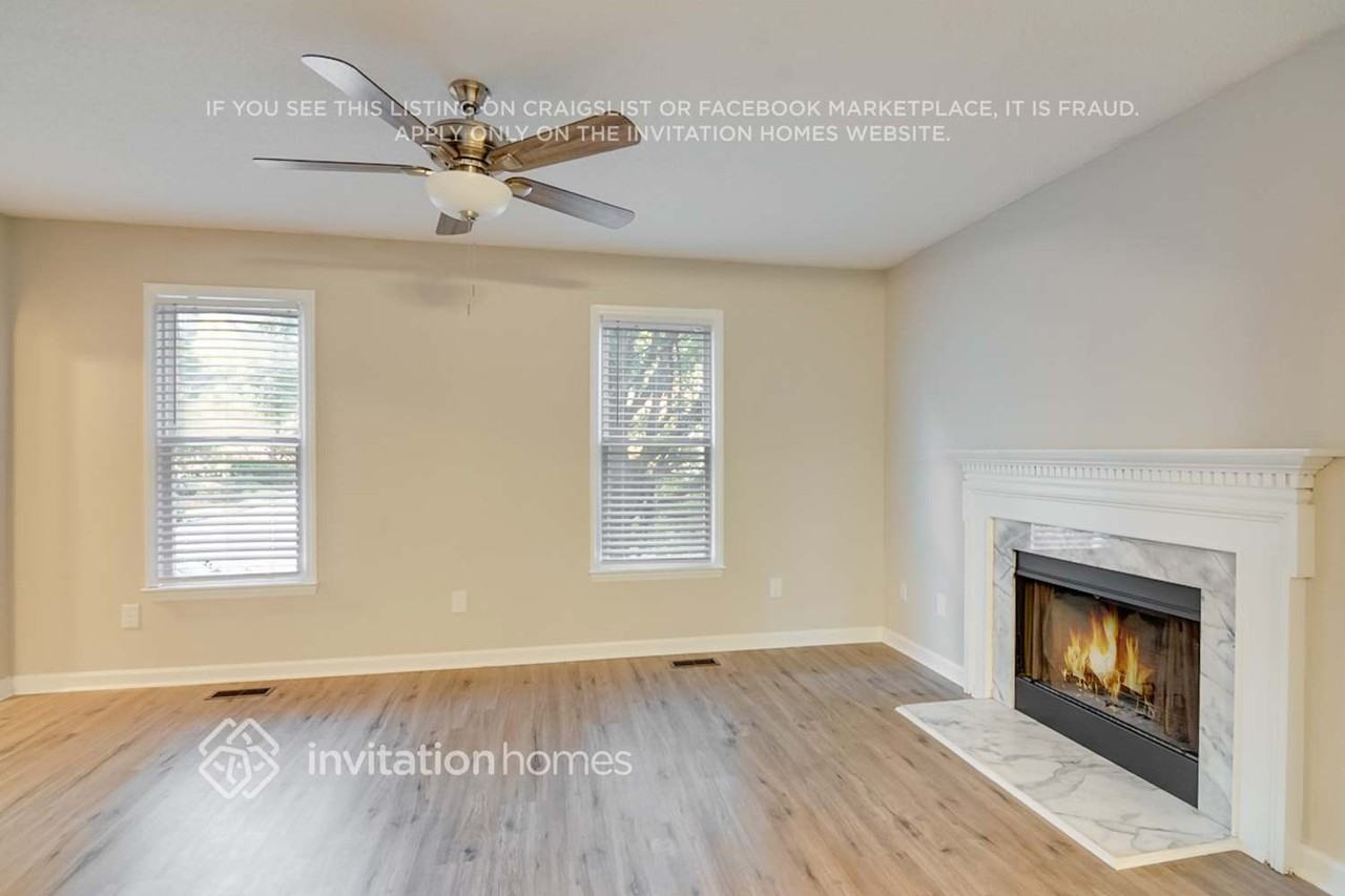 3925 Old Coach Rd - Photo 5 of 28