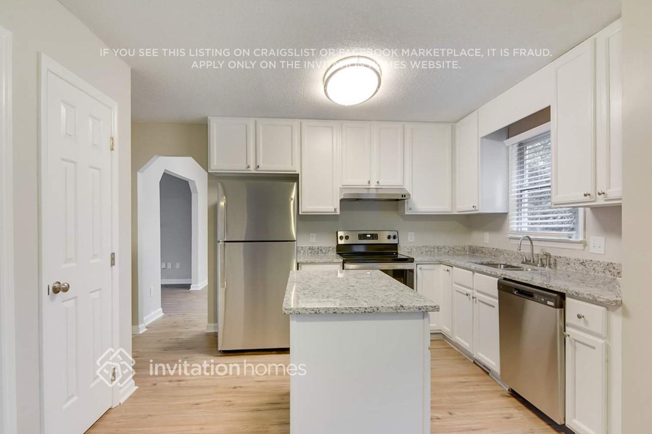 3925 Old Coach Rd - Photo 7 of 28