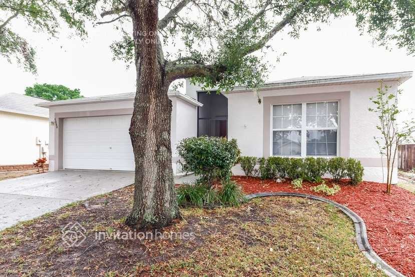 4508 Stable Dr - Photo 2 of 21