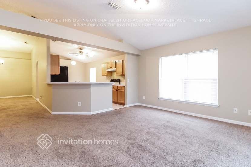 4508 Stable Dr - Photo 6 of 21