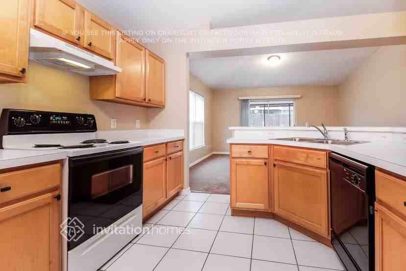 4508 Stable Dr - Photo 7 of 21