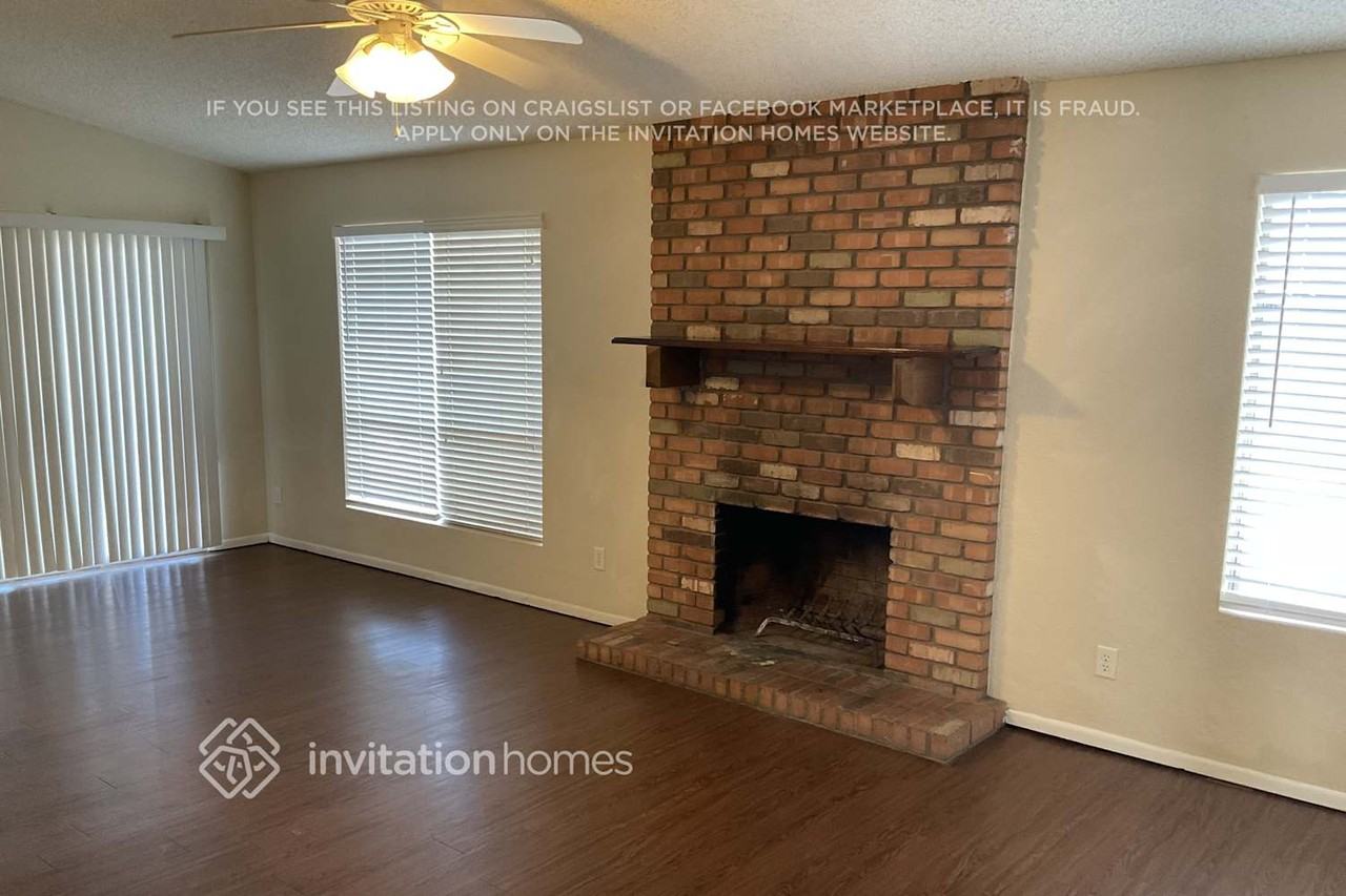 726 W Laguna Azul Ave - Photo 3 of 11