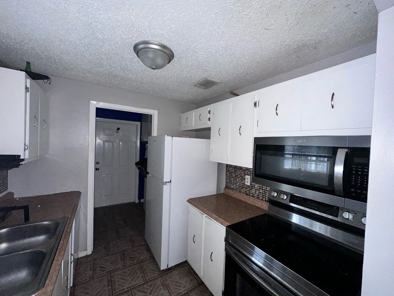 263 Almansa Rd #1 - Photo 6 of 10