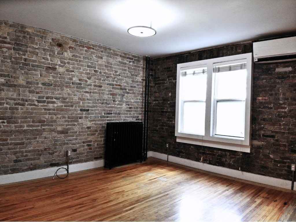 91 Ontario St S - Photo 6 of 9