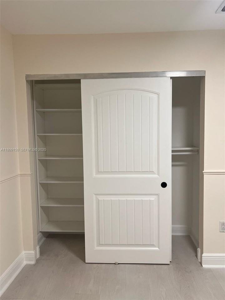 200 Southwest 113th Avenue #204 - Photo 3 of 27