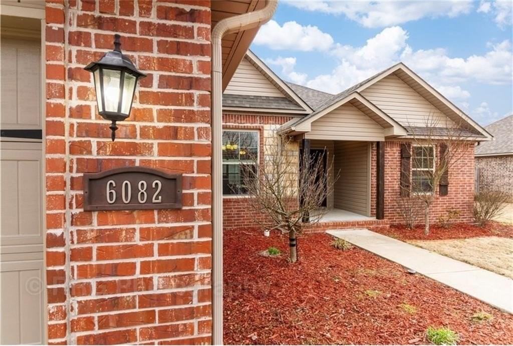 6082 Cord Ave - Photo 2 of 18