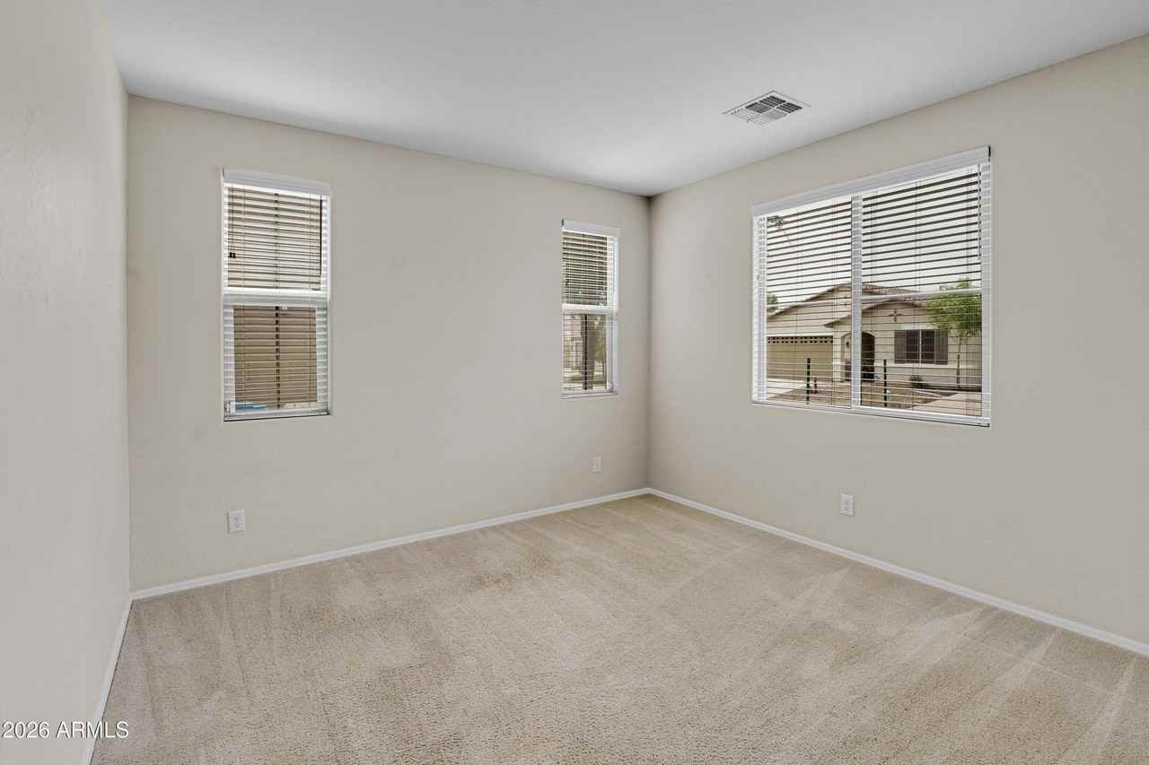 1671 N 214th Ave - Photo 4 of 48