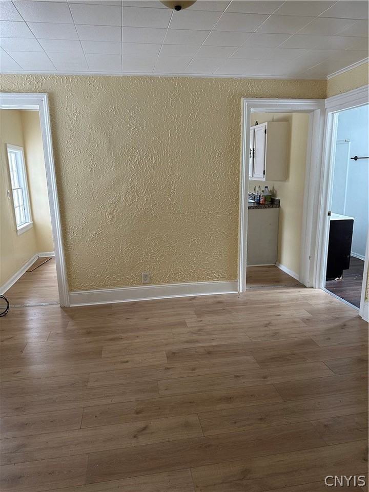 705 N James St Apt 3 #3 - Photo 4 of 15