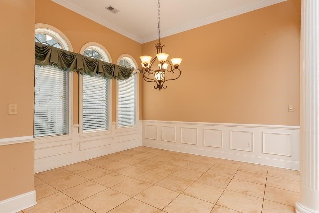 205 Utopiate Ct - Photo 2 of 49