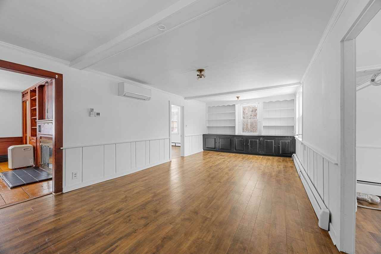 337 S Main St - Photo 7 of 14