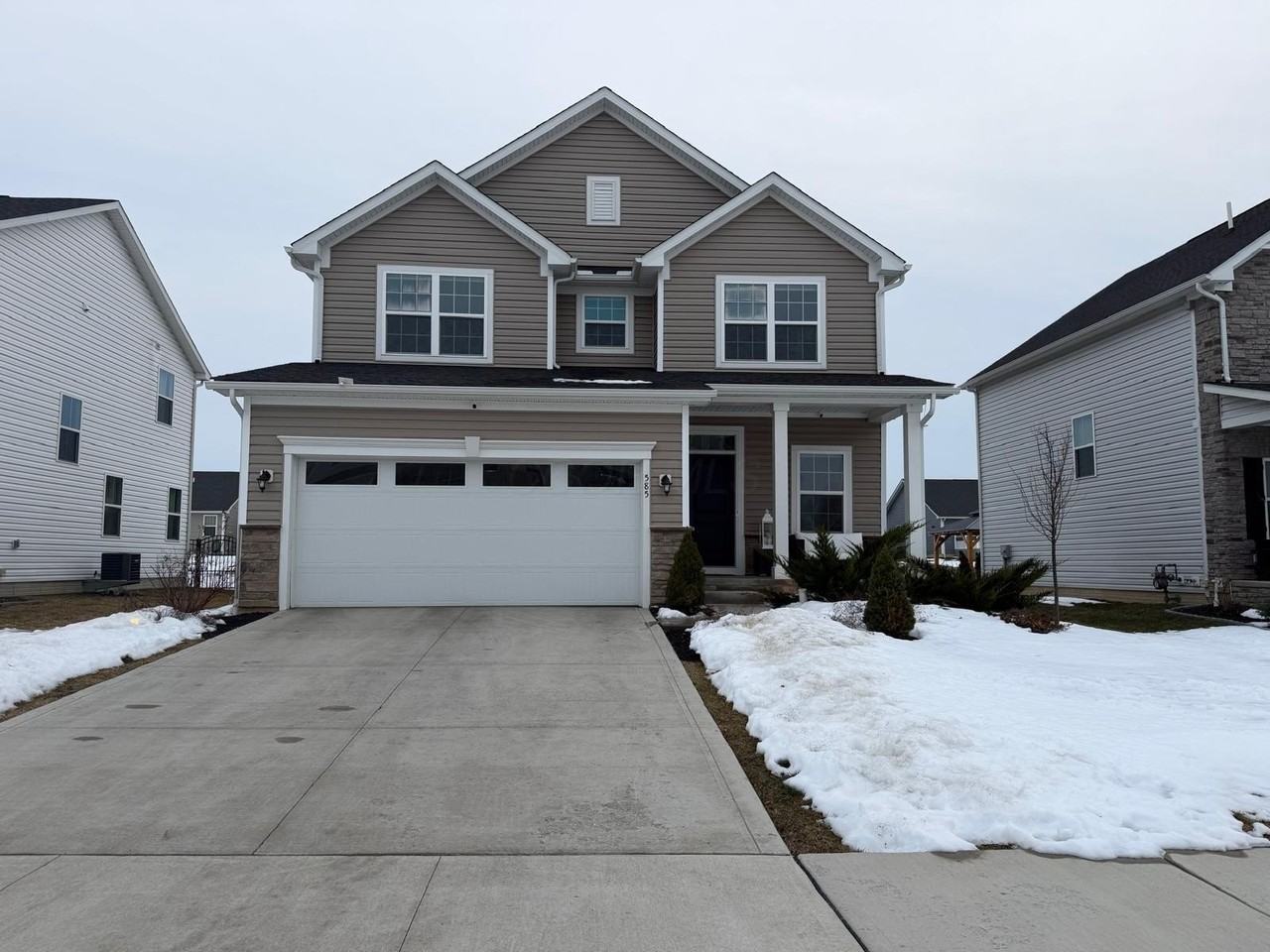 585 Bermuda Way - Photo 2 of 22