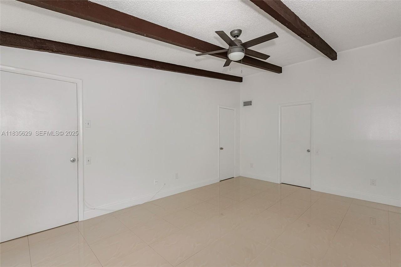 6455 Southwest 116th Place #C - Photo 4 of 32