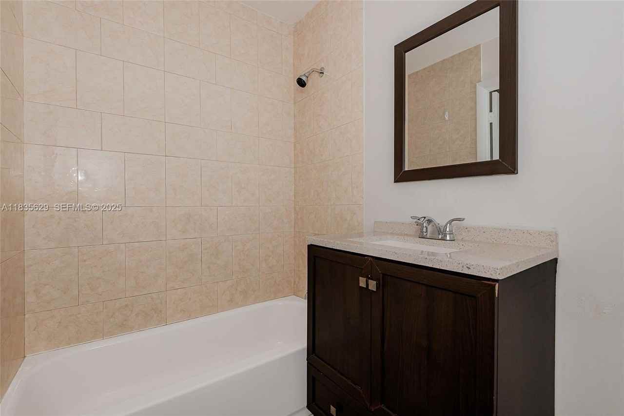 6455 Southwest 116th Place #C - Photo 7 of 32