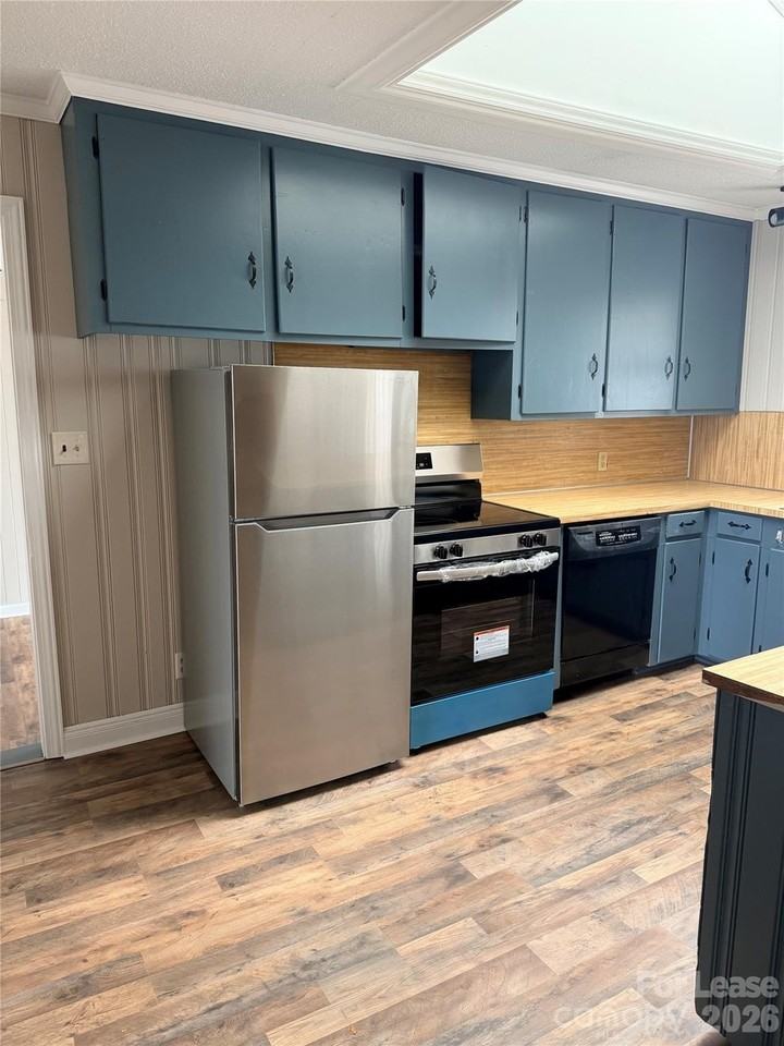 5226 Indian Trail Fairview Rd - Photo 6 of 23