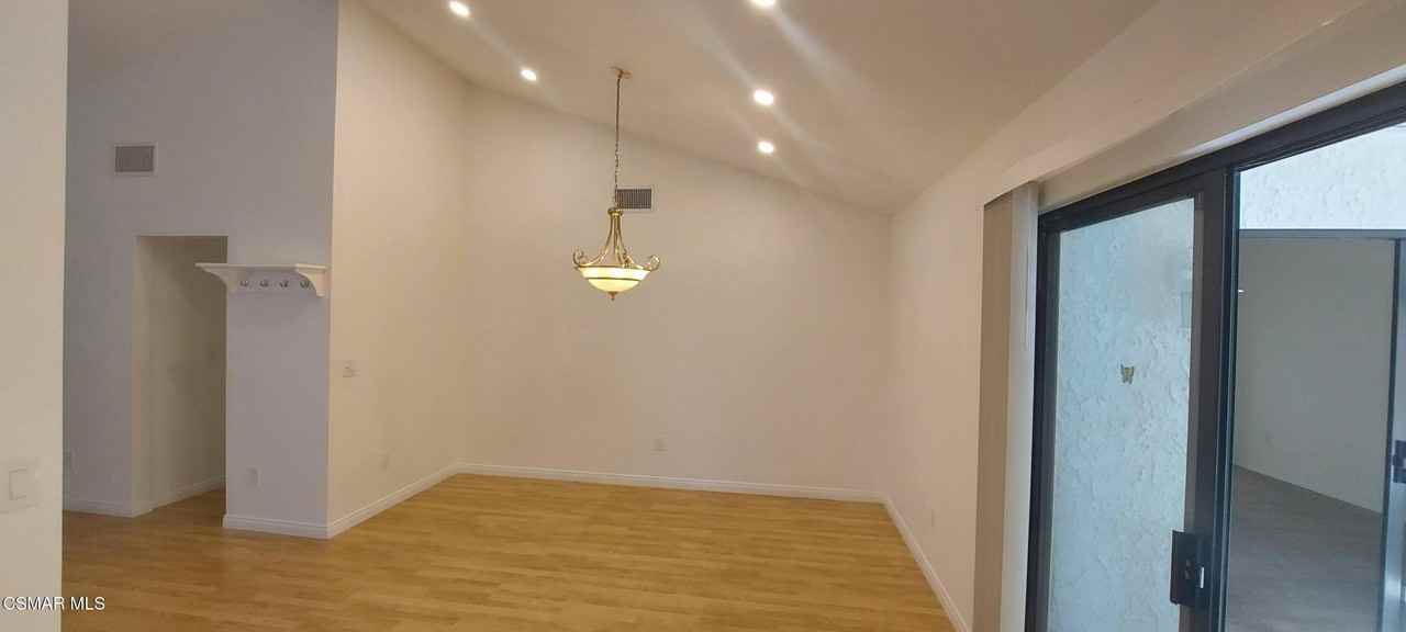 6050 Gitana Ave - Photo 6 of 46