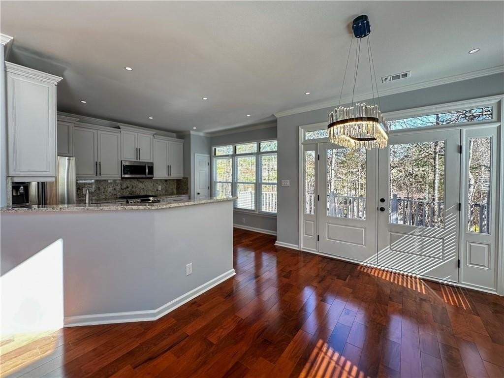 3255 Park Chase - Photo 7 of 25