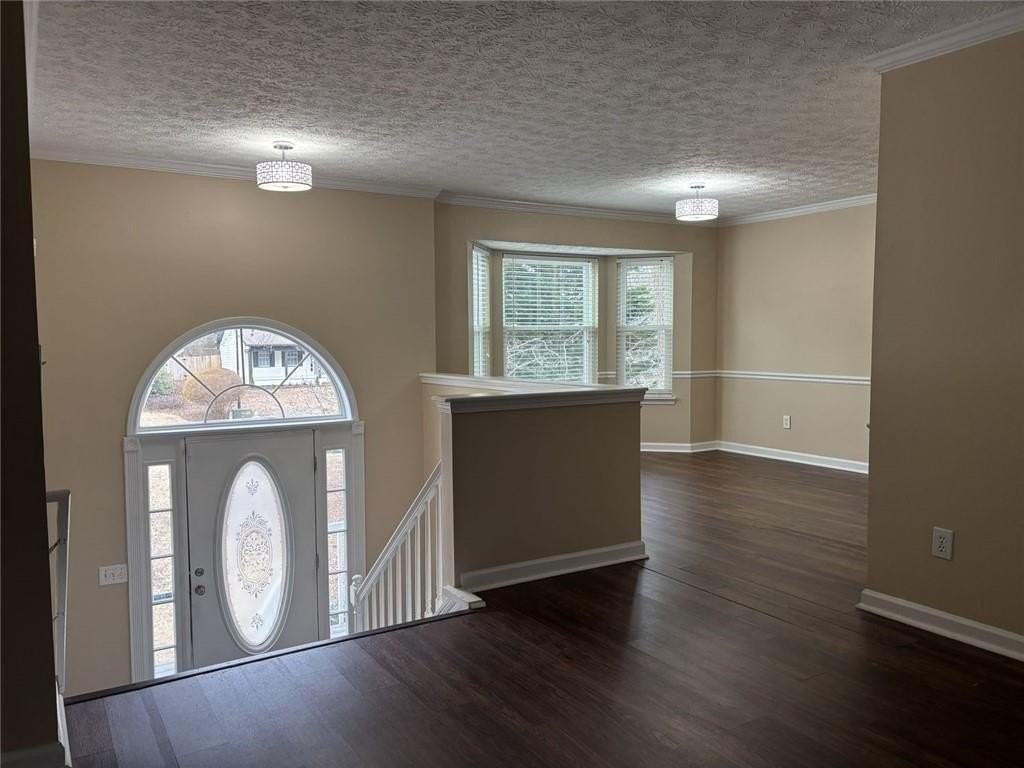 3410 Camens Ct - Photo 2 of 19