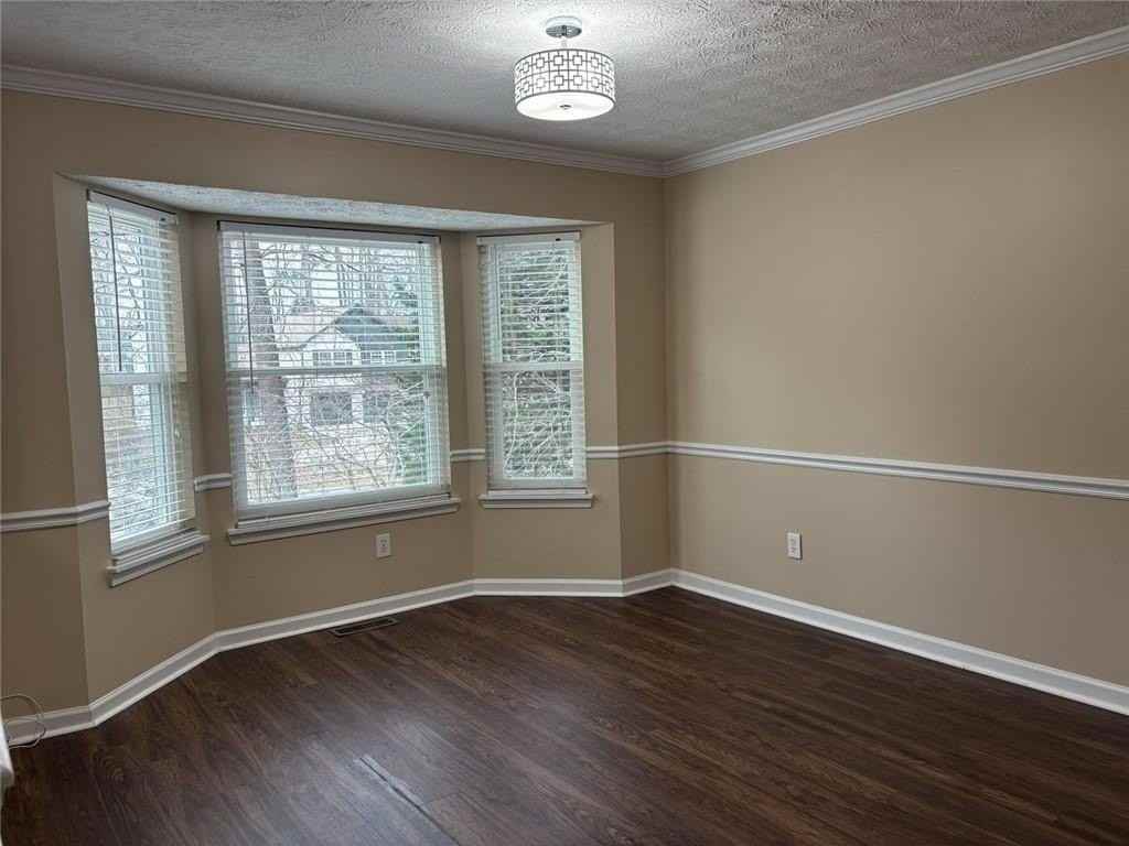 3410 Camens Ct - Photo 6 of 19