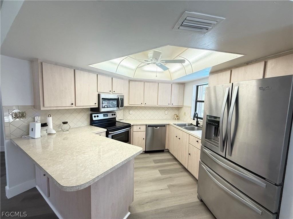 502 Grant Ave - Photo 4 of 13