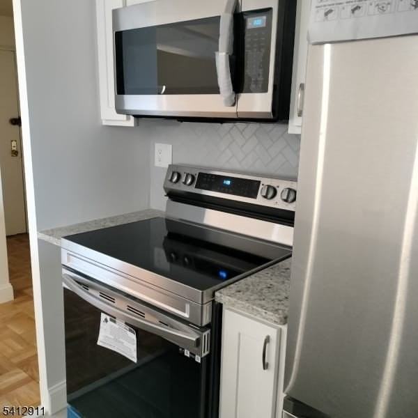 377 S Harrison St #16N - Photo 4 of 15