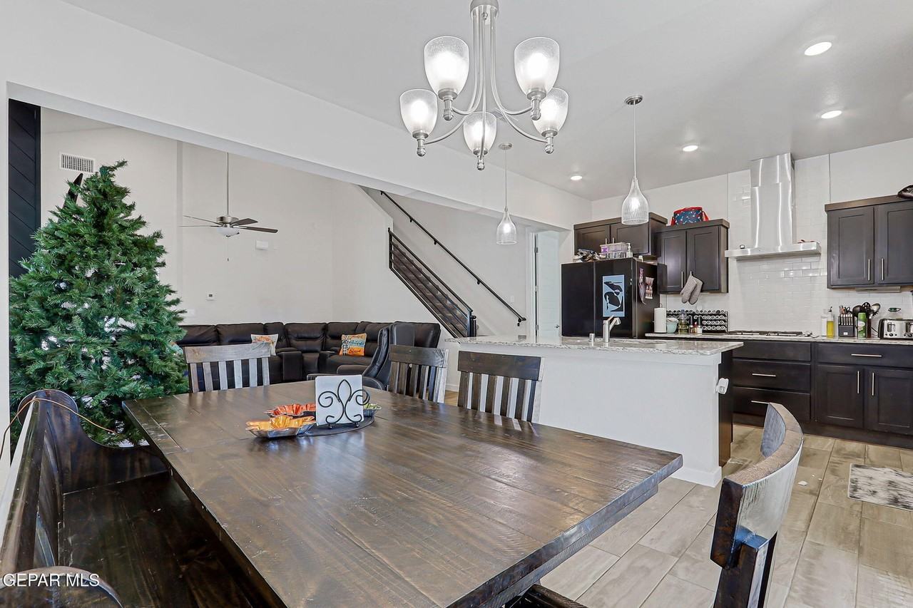 12622 Zollinger Ave - Photo 6 of 20