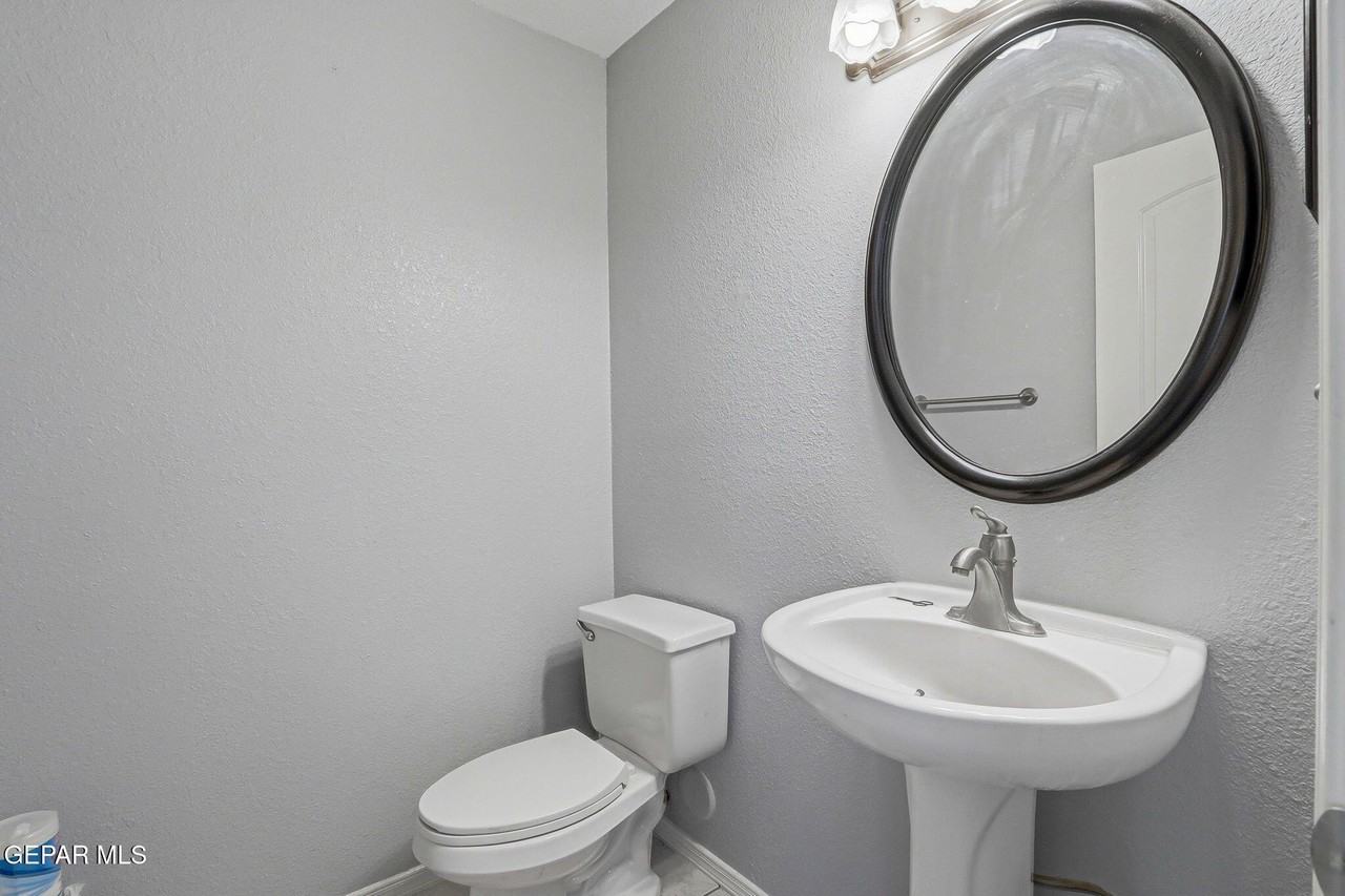 4321 John B Oblinger Dr - Photo 5 of 29