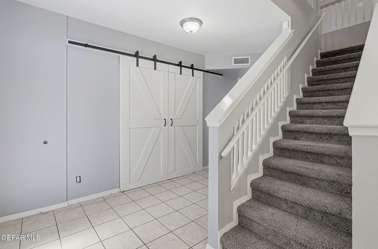 4321 John B Oblinger Dr - Photo 7 of 29