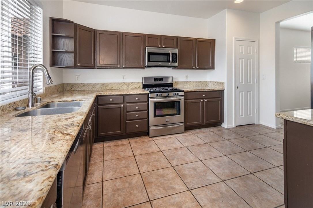 3632 Moonlit Rain Dr - Photo 5 of 18