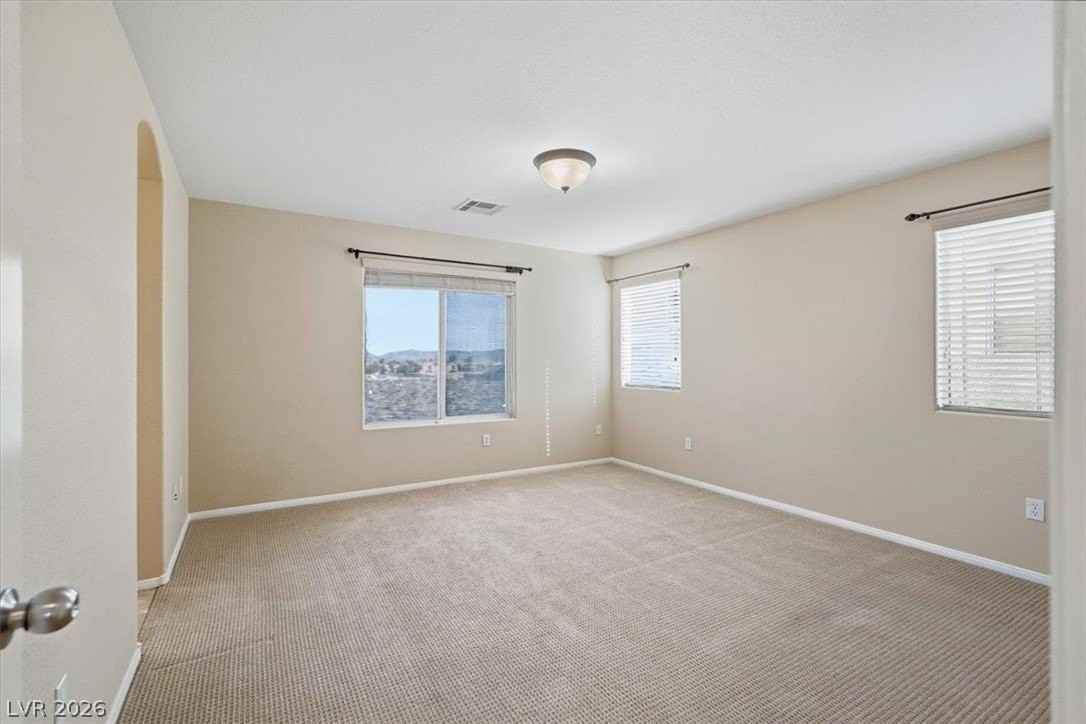 8160 Royal Arches St - Photo 4 of 24