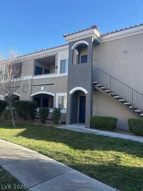 10245 S Maryland Pkwy #139 - Photo 2 of 34