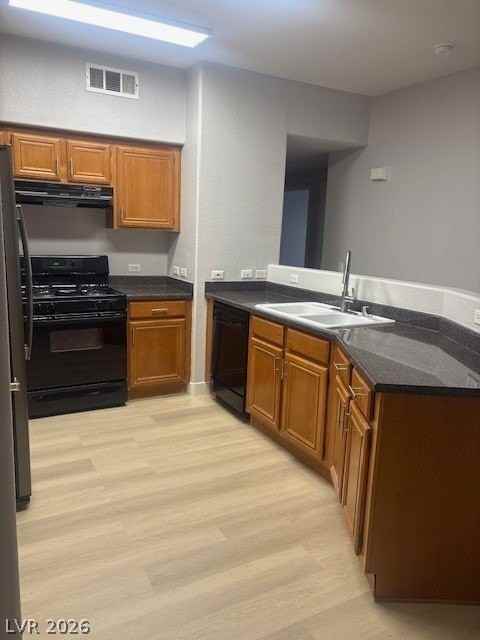 10245 S Maryland Pkwy #139 - Photo 7 of 34