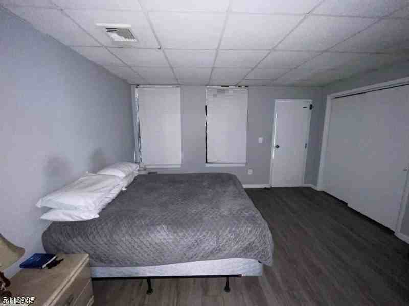 4446 N Sussex St #A - Photo 5 of 8