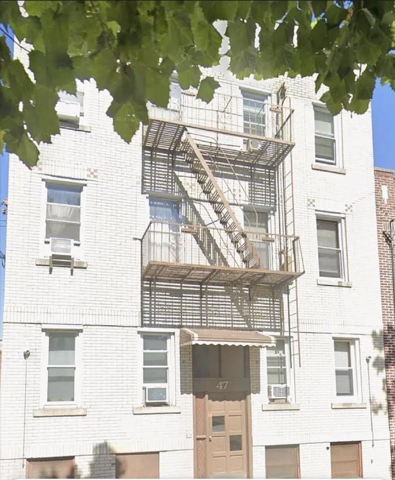 47 Wales Ave - Photo 7 of 7