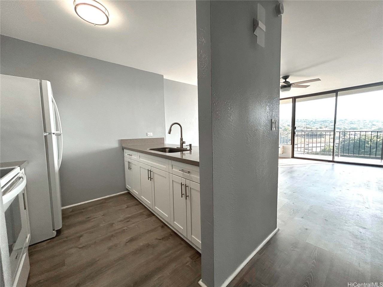 98-500 Koauka Loop Apt 15g #15G - Photo 2 of 19