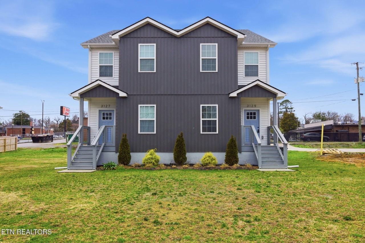 3129 Linden Ave - Photo 2 of 36