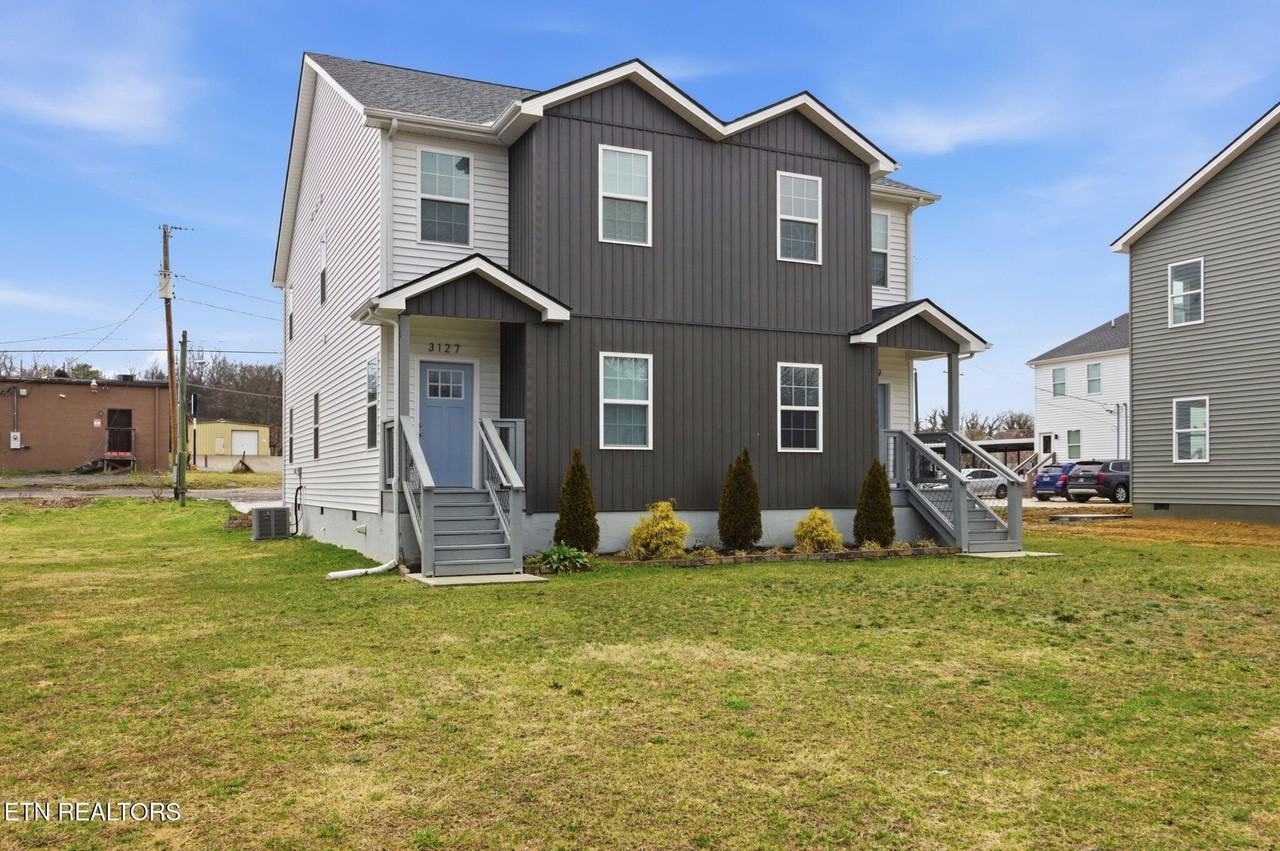 3129 Linden Ave - Photo 3 of 36