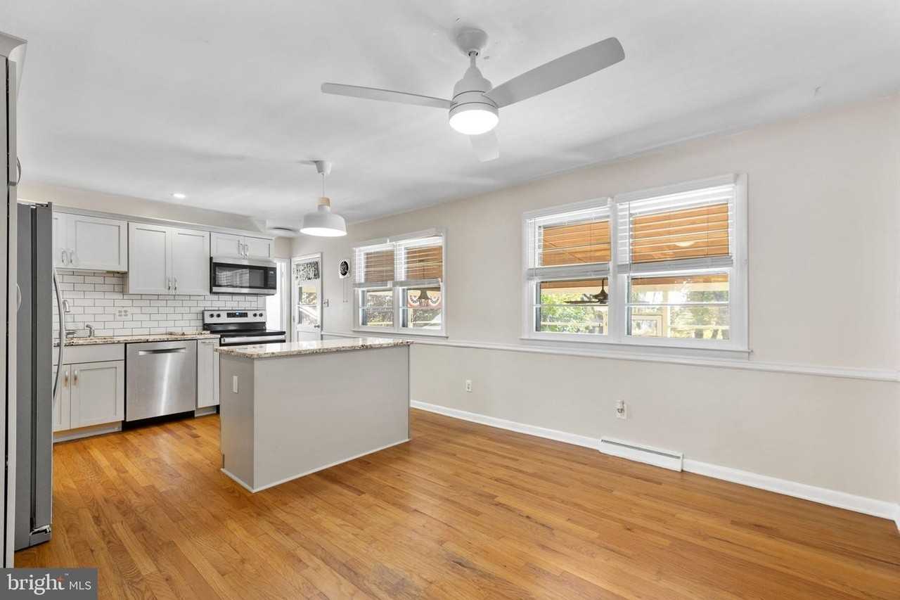 55 Fremont Rd - Photo 5 of 19