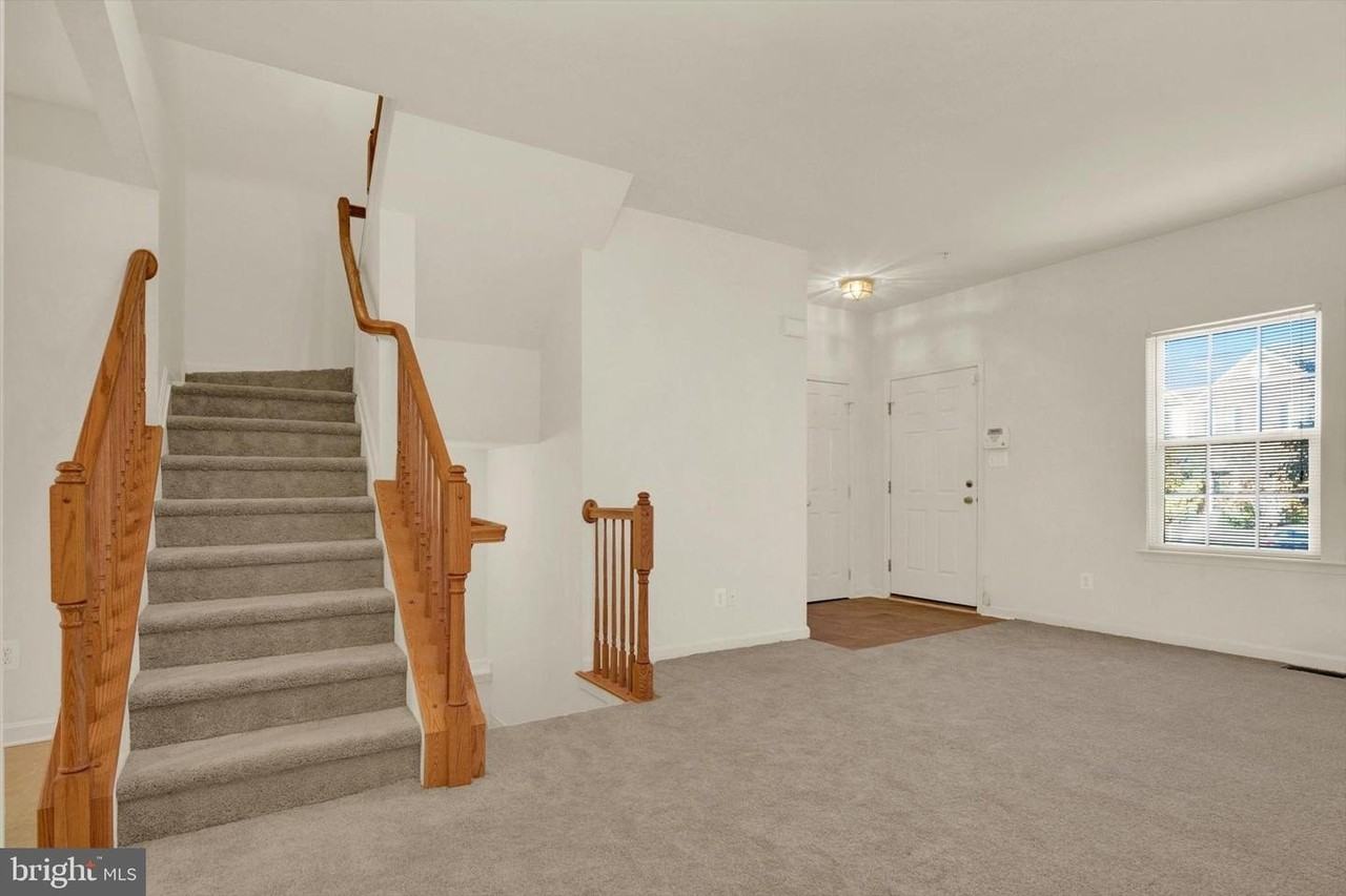 3099 Raking Leaf Dr - Photo 4 of 28