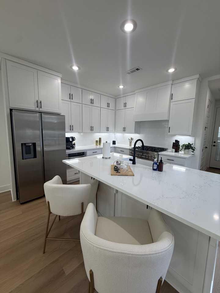 1430 S Dunn Ave #1 - Photo 7 of 11