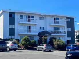 1529 C3 1529 Boundary Crescent #C3 - Photo 1 of 1